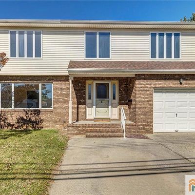 5 Feary Pl, South Amboy, NJ 08879