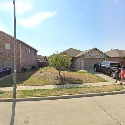 5120 Placid Dr, Haltom City, TX 76117