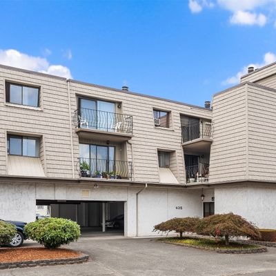 435 Williams Avenue N, Renton, WA 98057