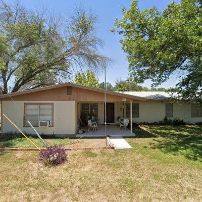 444 Crockett Ave, Quemado, TX 78877