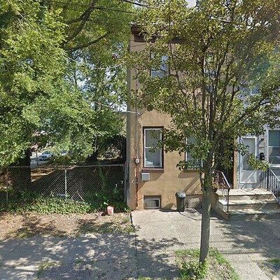 445 Royden St, Camden, NJ 08103