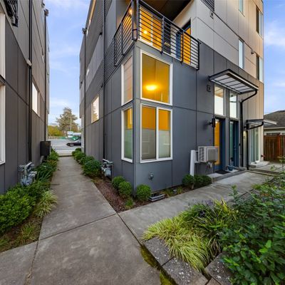 4509 15th Avenue S, Seattle, WA 98108