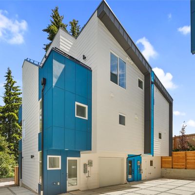 4516 A 33rd Avenue S, Seattle, WA 98118