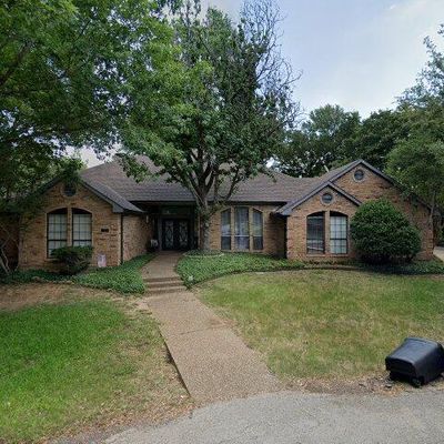 454 Moran Dr, Lewisville, TX 75077