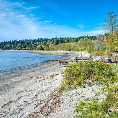 4552 Point White Dr Ne, Bainbridge Island, WA 98110