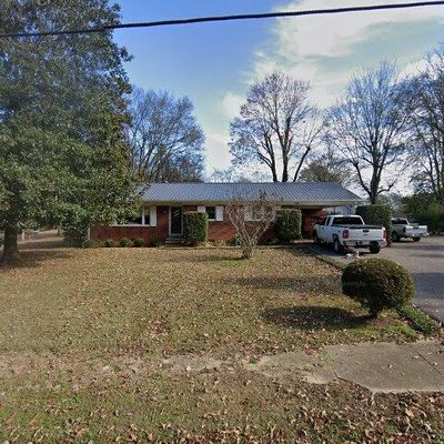 460 Tennessee St, Savannah, TN 38372