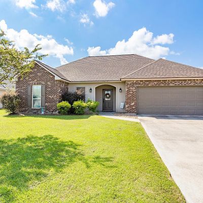 4675 Aubrey Ann Dr, Addis, LA 70710