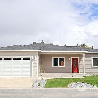 556 Village Drive, Manson, WA 99831