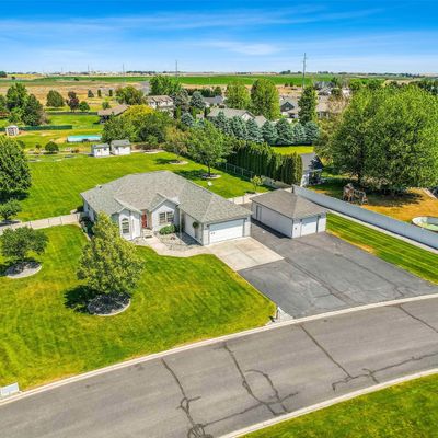 5586 Ne Ridgeview Drive, Moses Lake, WA 98837