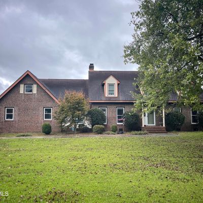 562 Pasture Branch Rd, Rose Hill, NC 28458