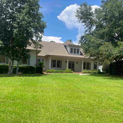 565 Falling Water Blvd, Fairhope, AL 36532