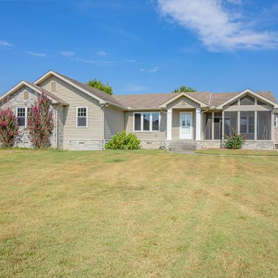 577 Maple Springs Rd, Manchester, TN 37355