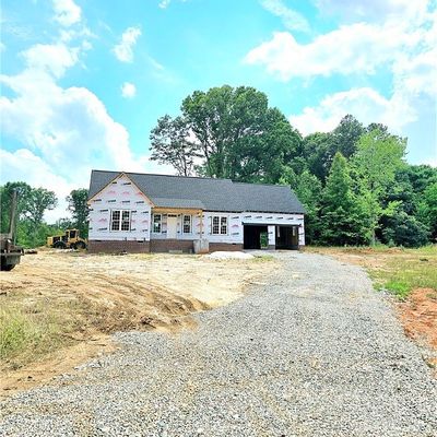 5795 Old Buckingham Rd, Powhatan, VA 23139