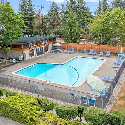 5818 Ne 70th Street, Seattle, WA 98115