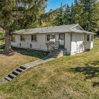 585 Eatonville Highway E, Eatonville, WA 98328