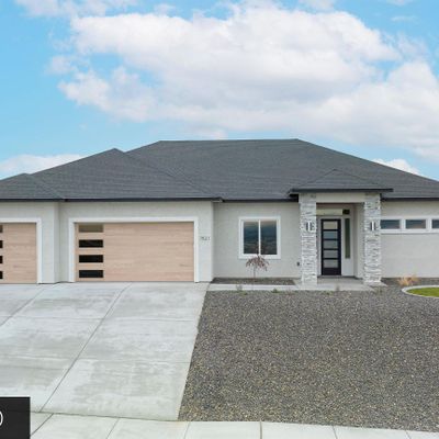 5944 W 28th Place, Kennewick, WA 99337