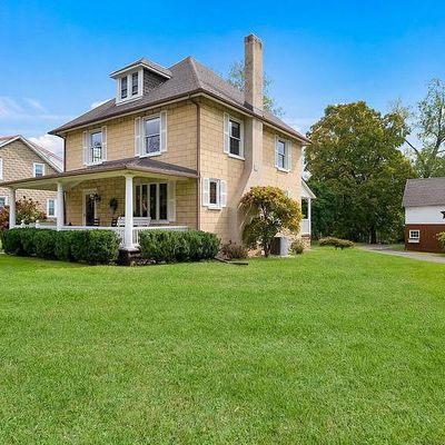 60 E Butler Ave, Doylestown, PA 18901