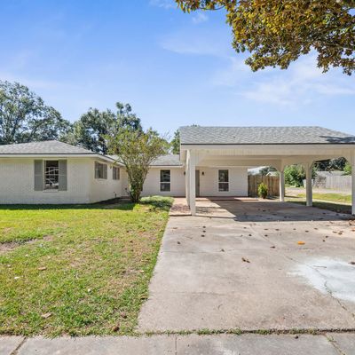 600 Daniel Dr, Lafayette, LA 70503