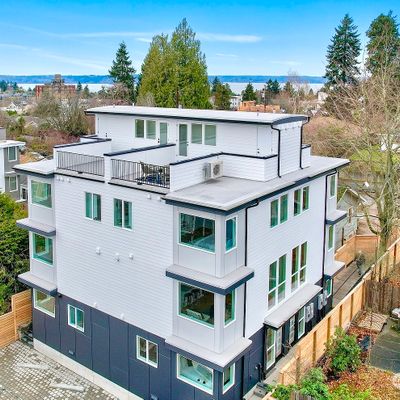 6014 41st Avenue Sw, Seattle, WA 98136