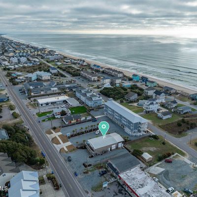 604 N New River Dr, Surf City, NC 28445