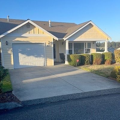 605 Nw 12 Th Loop, Oak Harbor, WA 98277