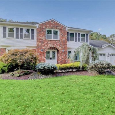 61 Apache Dr, Manalapan, NJ 07726