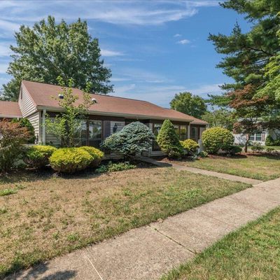 609 B Devonshire Ln, Manchester, NJ 08759