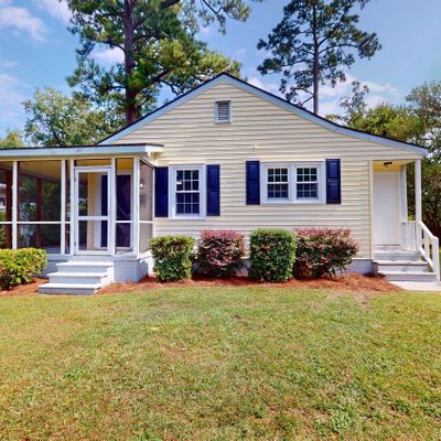 515 Sherwood Rd, Jacksonville, NC 28540