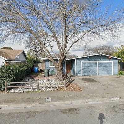 519 Palomino Dr, Santa Rosa, CA 95401