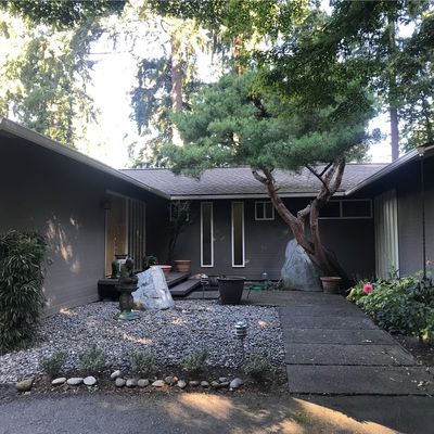 5217 88 Th Ave Se, Mercer Island, WA 98040