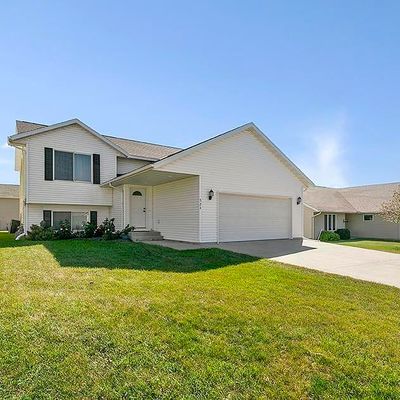 528 Allyn Cir, Janesville, MN 56048