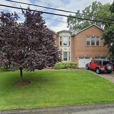 530 Elizabeth Ave, River Vale, NJ 07675