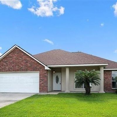 5353 Hemingway Dr, Darrow, LA 70725