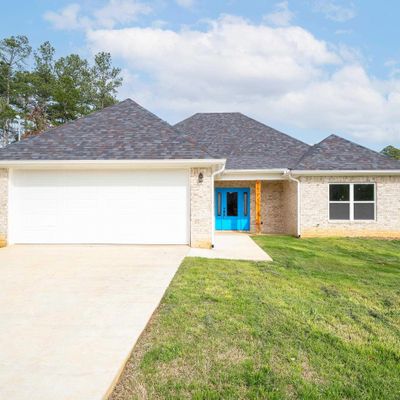 541 Spokane St, Gladewater, TX 75647