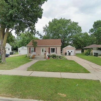 546 Kelly St, Sun Prairie, WI 53590