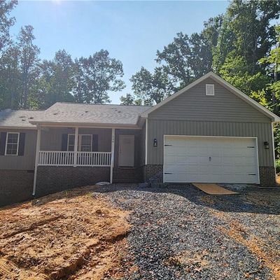 548 Saddlebred Loop, Stokesdale, NC 27357