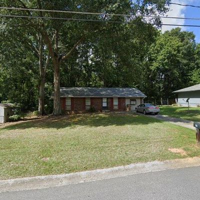 651 Nassau St, Forest Park, GA 30297