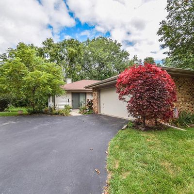 6510 W Aspen Tree Ct, Mequon, WI 53092