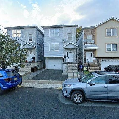 657 1/2 Carteret St, Elizabeth, NJ 07202