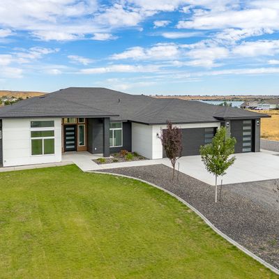 6773 Road E.2 Ne, Moses Lake, WA 98837