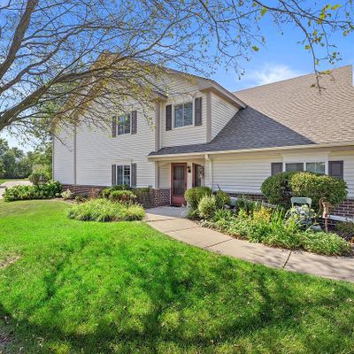 678 Pewaukee Road, Pewaukee, WI 53072