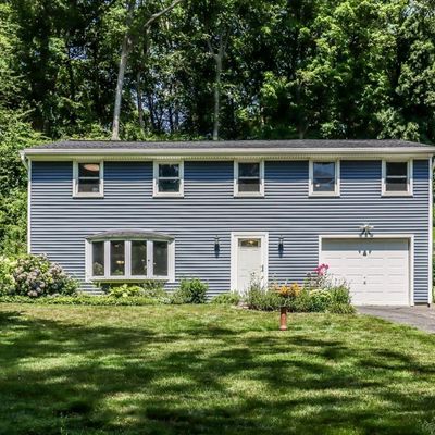 68 Portland Ave, Redding, CT 06896