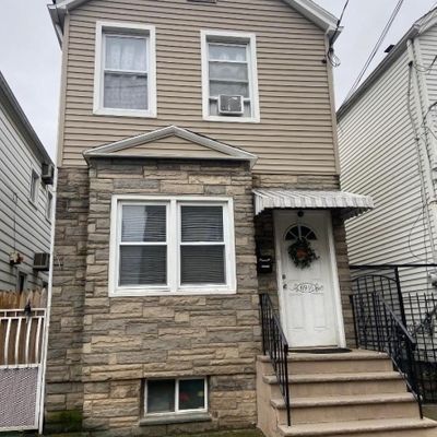 69 Marne St, Newark, NJ 07105