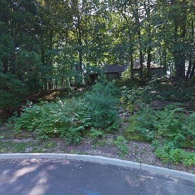 7 Crossbrook Ct, Holmdel, NJ 07733