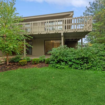 708 Burning Tree Lane, Fontana, WI 53125