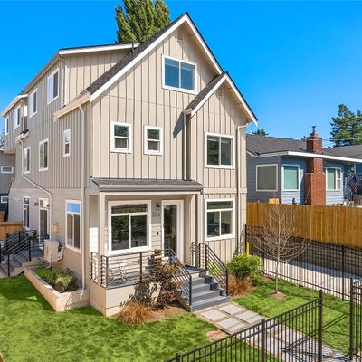 7114 18th Avenue Sw, Seattle, WA 98106