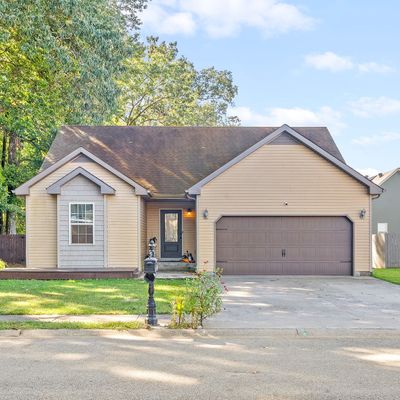 714 Sleek Fox Dr, Clarksville, TN 37040