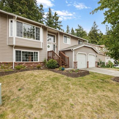 6103 Sycamore Ln Ne, Bremerton, WA 98311