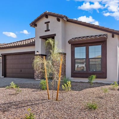 611 E Aurora Drive, San Tan Valley, AZ 85140