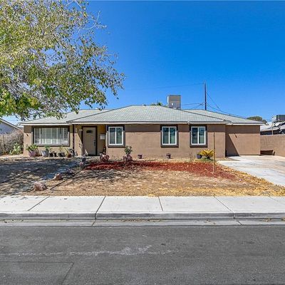 612 Essex West Dr, Las Vegas, NV 89107